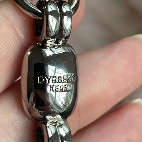 DYRBERG KERN CHUNKY LINK BRACELET WITH FACETED PINK STONES - Picture 6 of 6